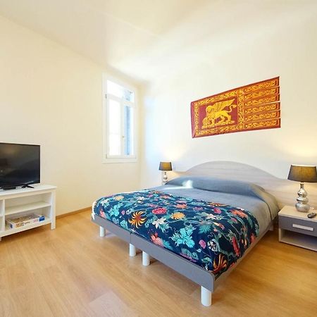 Ca' Circus 4 Rooms Wi-Fi Fibre Venise Extérieur photo
